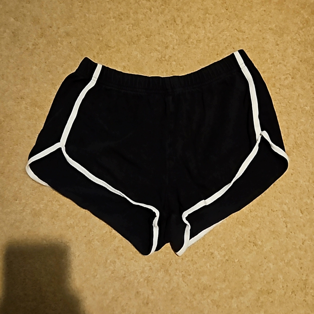 Areo retro black shorts